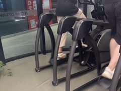 -乐刻运动健身(青山印象城店)