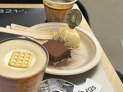 -HUGS coffee(东区店)
