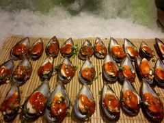 -亚马逊环球美食百汇(新城吾悦广场店)