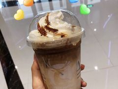陨石拿铁-瑞幸咖啡(西铁营万达广场店)