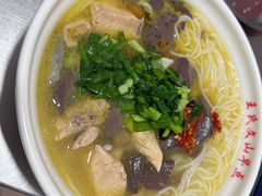-文山荷鲜居(翠湖店)