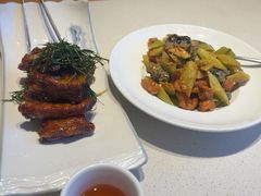 -聚友斋(陶瓷琉璃馆水晶街店)