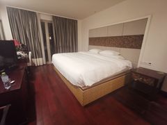 -三亚亚龙湾雅高美爵酒店