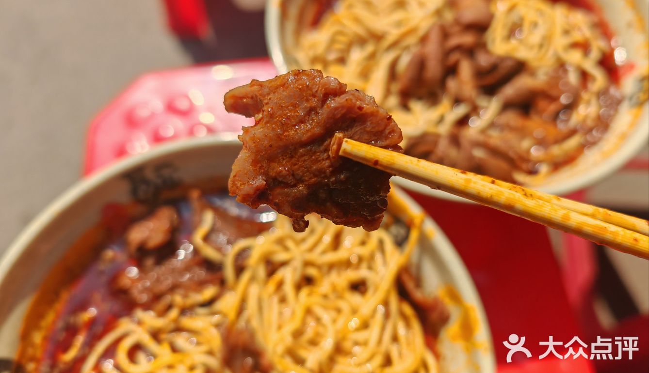 你还在抱怨武汉没有地道的襄阳牛肉面吗