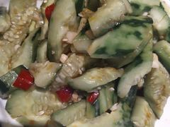 刀拍黄瓜-9家湘菜(上南路店)