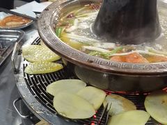-小辣椒汤锅烧烤(温泉南街店)