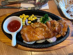 -玛格萝妮(汇智国际商业中心店)