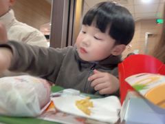-麦当劳(乳山路店)
