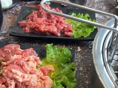 -啊美丽炭火烤肉(滑翔一店)