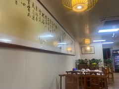 -何哥鲜鱼餐厅(龙湖花园店)