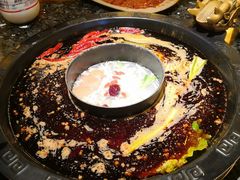 -成渝龙火锅(都江堰店)