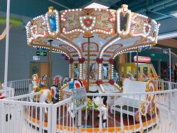 -莫莉幻想儿童乐园(郑州丹尼斯三天地店)