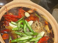 -聚汇三少·龙虾·中餐厅(莫邪路新天地店)