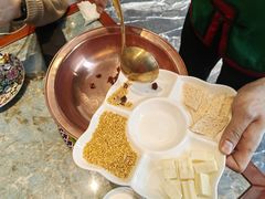 -哈啾嗨·蒙文化主题餐厅(京汉新城店)