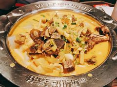 -胖哥俩肉蟹煲(湖滨银泰in77店)