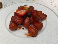 冰镇鲜果咕咾肉-大树餐厅(环球港店)