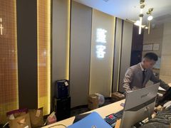 -蓬客精品酒店(南山海岸城购物中心店)