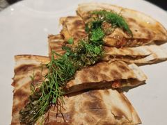 -LESCEDARS Brasserie Bistro香柏树