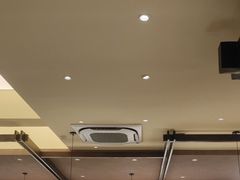 -阿瓦山寨·湘菜现炒·剁椒鱼头王(咸阳总店)