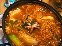 -牛信亭韩国料理·炭火烤肉(紫藤路店)