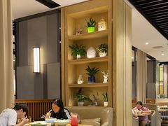 -荷花亭·湖北融合菜(十堰武商MALL店)