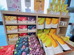 零售区-奈雪的茶(金凤万达PRO店)