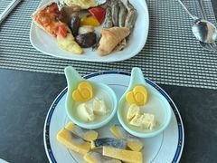 -亚洲国际大酒店·云顶阁旋转自助餐厅