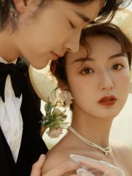 -蒙太奇婚纱摄影(万达店)
