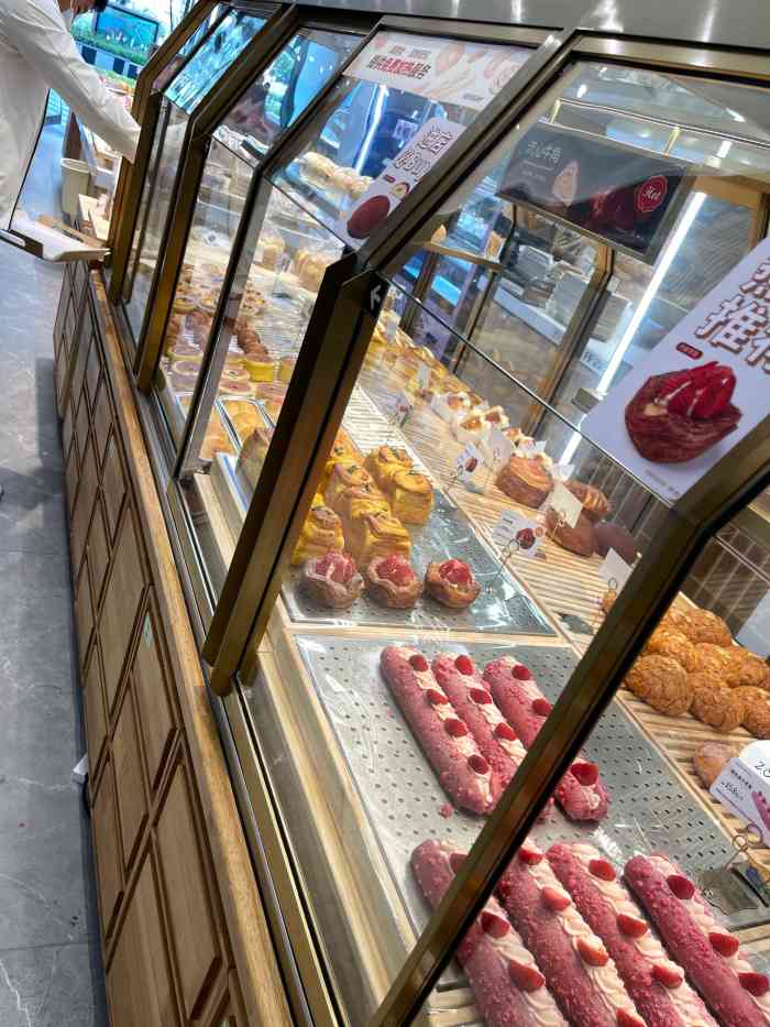 仟吉(长虹万科城店)-"[薄荷]环境:开业在南宁市长虹七号万科里.