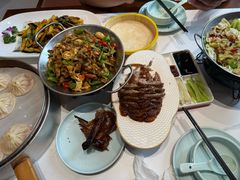 -梅利汴京烤鸭•开封豫菜地标店(东大街店)