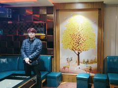 -蓝尊量贩(黄河路店)