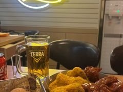 -BHC炸鸡(明洞总店)