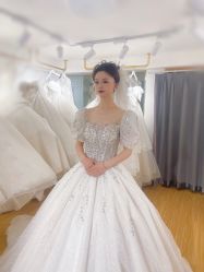 -MUSE缪斯婚纱礼服馆(黄陂广场店)