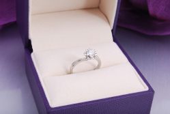 _DSC3815-威德钻石-克拉钻大本营(南京东路店)