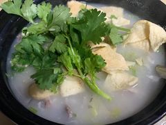 -官塘陈记鱼生·潮汕砂锅粥·牛肉火锅(潮枫路总店)