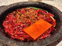 -红九格老火锅(三峡广场店)