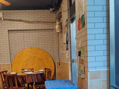 -贺记湘菜馆(东体育会路店)