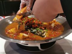 -皇城根·鲁菜济南菜·吊炉烤鸭·炒鸡鱼头(济南旗舰店)