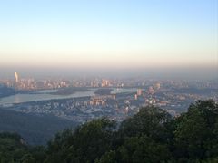 -紫金山山顶公园