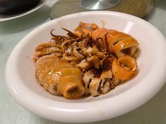 吊烧鱿鱼-津津菜馆(绝没分店)