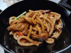 -穹六人间 people 6(岳阳路店)