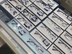 -宝岛眼镜(群光广场店)