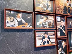 -瑞幸咖啡(Lab·前海壹方汇负一楼店)