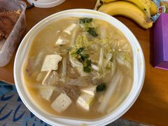 -吴记酱骨炖菜馆(康安路店)