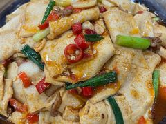 -湖南人家湘菜馆(镇江路店)