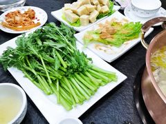 -朴小妹人参鸡汤火锅(长白山万达店)