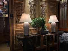 -八府香鸭·啫啫煲(华山路店)