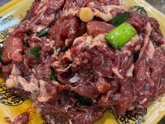 -黄利砖万峰林布依特色酸笋牛肉馆