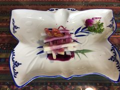 -忘忧草融合私房菜(红鼎国际店)