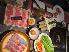 -牛YO寿喜烧·铁板烧和牛火锅自助(市府恒隆店)
